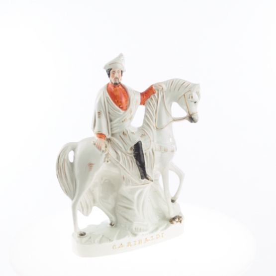Fireplace figurine 'Garibaldi astride a horse'